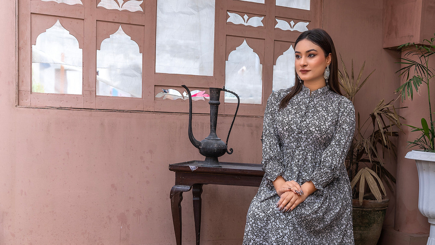 Black Floral Print Grip Maxi Dress